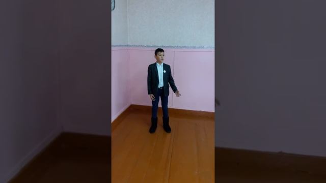 Ученик читает стихотворение смотреть онлайн