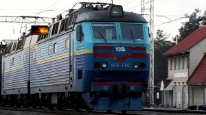 ЧС8-080 с вагоном для испытания контактной сети