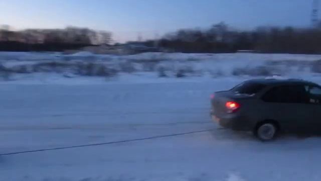 Подготовка к ледовым гонкам 18.01.2015. г.Балаково 02 смотреть онлайн