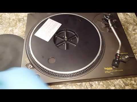 How to remove a platter from Technics turntables. смотреть онлайн