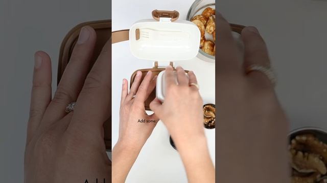 Ланчбокс Elodie Vanilla White смотреть онлайн