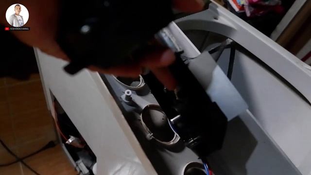 CARA MEMPERBAIKI MESIN CUCI SHARP | Cara memperbaiki tombol mesin cuci yang dol смотреть онлайн