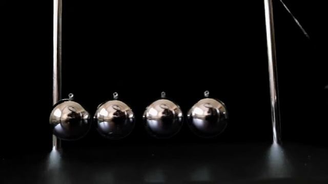 Modern relaxation with the Newton's cradle (relaxing music) смотреть онлайн