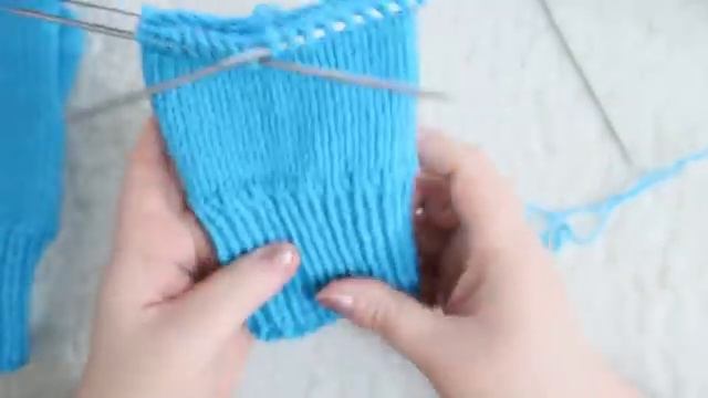 Варежки спицами женские. Базовая модель. Мастер класс для начинающих. [get-save.com] смотреть онлайн