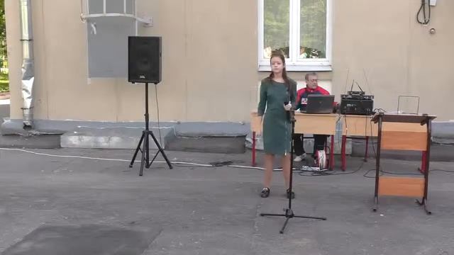 Пушкина Вика. Песня "Инстадрама" смотреть онлайн