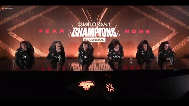 Alfajer, VALORANT Champions İstanbul'da sahneye kostüm ile çıkacağından bahsetti (Yeniçeri ALFAJER? смотреть онлайн