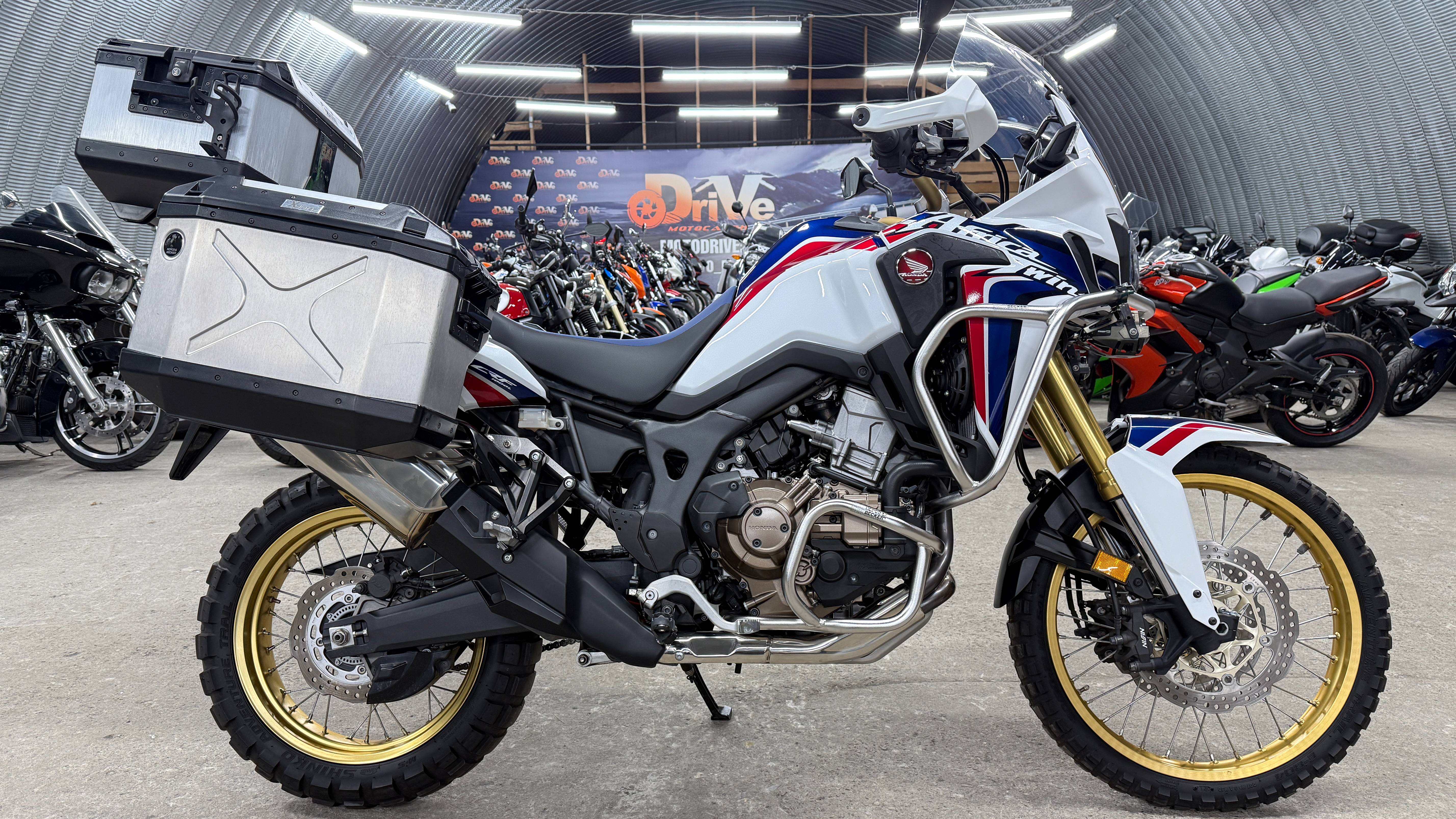 Обзор Honda CRF 1000L Africa Twin DCT |В НАЛИЧИИ| смотреть онлайн