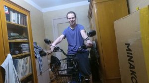 ДОСТАЮ  И   СБОИРАЮ ЭЛЕКТРОВЕЛОСИПЕД МИНАКО V8 ПРО