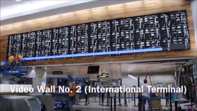 Honolulu Airport LED Display Install смотреть онлайн