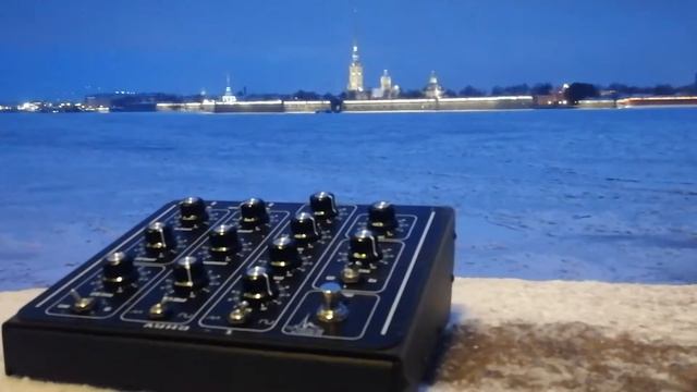 Играет Signal2m. Автор музыки Григорий Папу *Deadog* смотреть онлайн