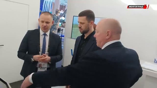 На выставке ВДНХ представили 3D-модель обводнения Волго-Ахтубинской поймы смотреть онлайн