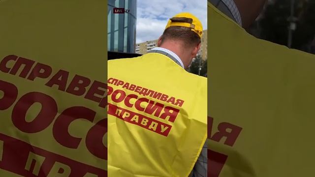 Знакомим Гордея с избирателями / феминостратеги идут в думу смотреть онлайн