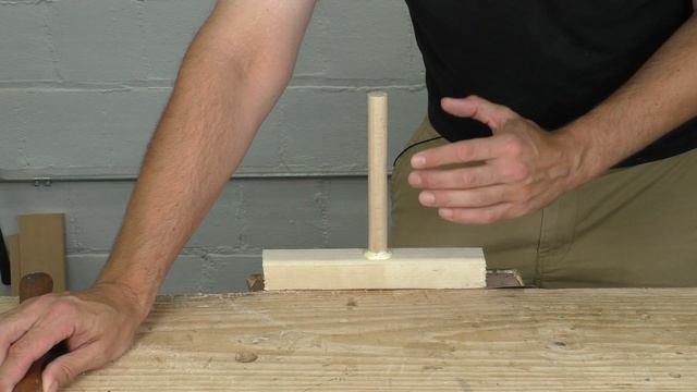 Fixing a HUGE crack in a live edge slab table. смотреть онлайн