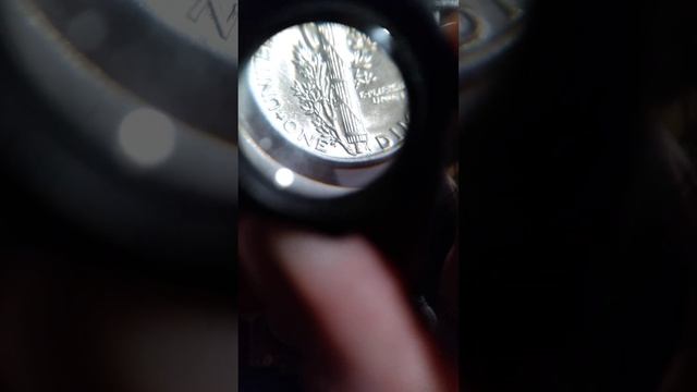 1944 Mercury dime at AU. Great eye appeal coin. смотреть онлайн