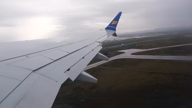Icelandair Economy Class | FI340 Reykjavik to Glasgow - Boeing 737 MAX 8 смотреть онлайн