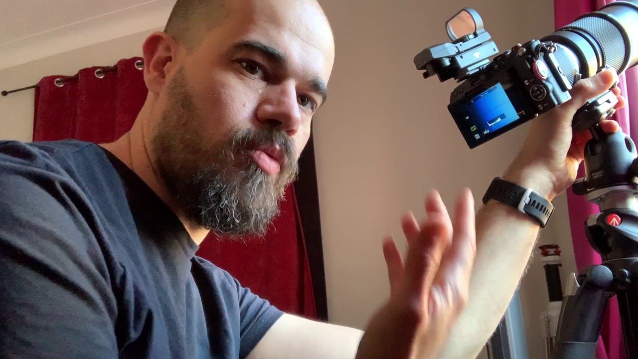 Use A Red Dot Star Finder To Frame The Moon смотреть онлайн
