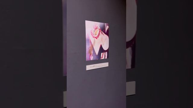 За потайной дверью