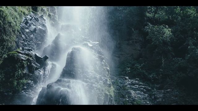 Enchanting Iceland: A Cinematic Travel Experience | Cinematic Travel Video смотреть онлайн