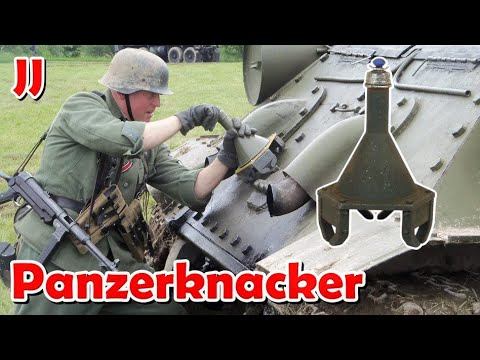 Germany's Magnetic Anti-tank Weapon смотреть онлайн