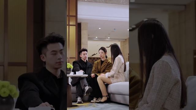 一口氣看完系列！落難千金為報恩獻身神秘人,九年後攜五子霸氣歸來,沒想到神秘人竟是X市大佬,大佬再次拜倒石榴裙,小心翼翼求復合！💕#重生#穿越#爽劇#古裝#甜寵丨YY劇場 смотреть онлайн
