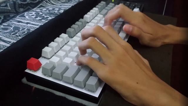 VortexSeries VX7 Outemu purple sound test смотреть онлайн
