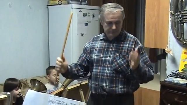 МУЗЫКАНТ ВИРТУОЗ Смирнов Ю И РЕПЕТИРУЕТ 480p смотреть онлайн