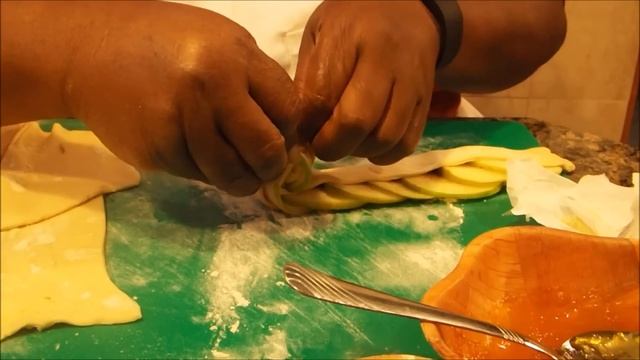 How to Make: Apple Rose Pastry смотреть онлайн