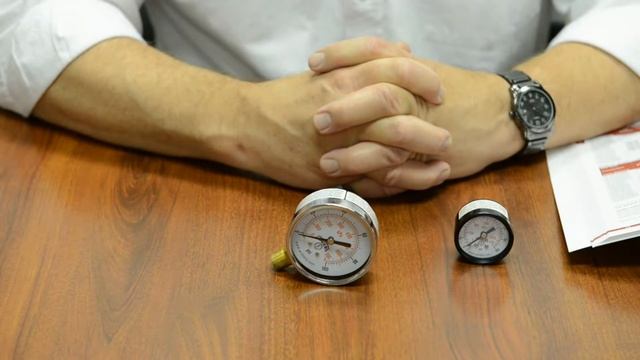 Winters PEM Pressure Gauge - Trupply Industrial Supply смотреть онлайн