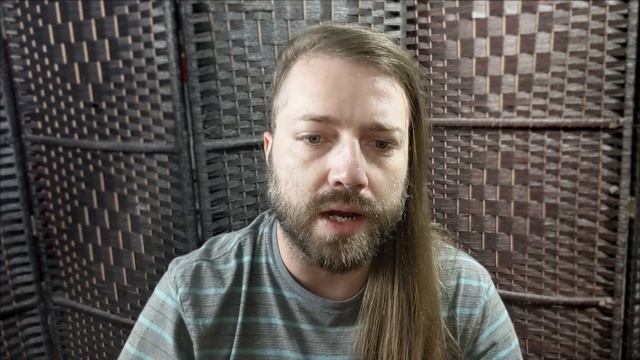 Pareidolia - Or Seeing Faces in Everything! -- Day 37 of "100 Symptoms" смотреть онлайн