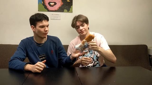 ОБЗОР НА ТВОРОЖНУЮ БУЛКУ АЛАДУШКИН ft. ТАМОЖНЯ смотреть онлайн