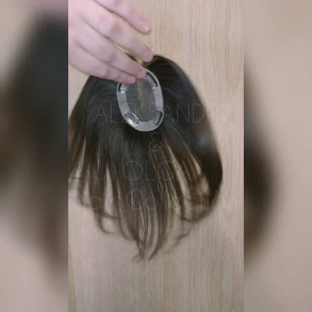 Накладка - ЧЁЛКА с Пробором - на моно #натуральнаячёлка #накладнаячёлка #изделияизволос смотреть онлайн