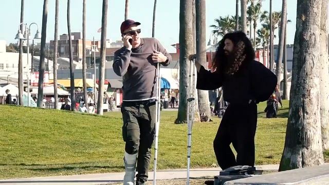 ЭДВАРД БИЛ / Edward Bil / Пранк 2020 / Думал хромой? На*бал! смотреть онлайн