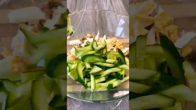 ЛЮБИМЫЙ САЛАТ ЗА 15 СЕКУНД / ВСЕ ПРОСЯТ РЕЦЕПТ #салатизконсерв #дешевоисердито #тренд смотреть онлайн