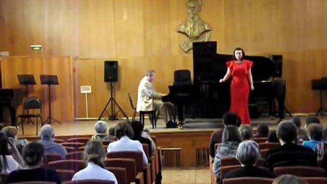 Карина Багдасарова. И.Дунаевский. "Спи, мой мальчик", "Весна идёт". смотреть онлайн