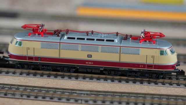 Fleischmann 781576 Electric sound locomotive class 103.002-2 DB (E) смотреть онлайн