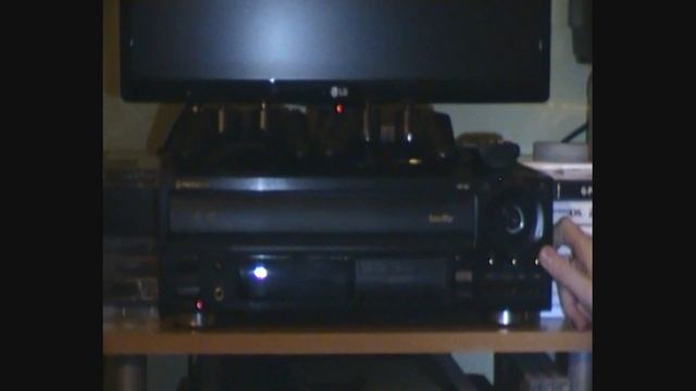 The Laserdisc Lad Looks At Laserdisc (PIONEER CLD 1750 LD, CD, CDV PLAYER REVIEW)