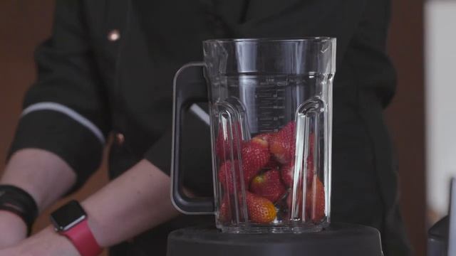 Вакуумный блендер BORK B601_ отзыв, обзор и лайфхаки от Андрея Рудькова (AndyChef). 3 смузи и топинг смотреть онлайн