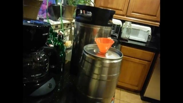 5 Liter mini keg tutorial смотреть онлайн