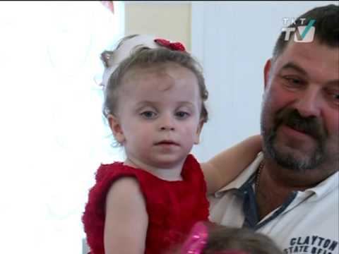 Cемье Ларионовых из Невского присвоили почётное звание. смотреть онлайн