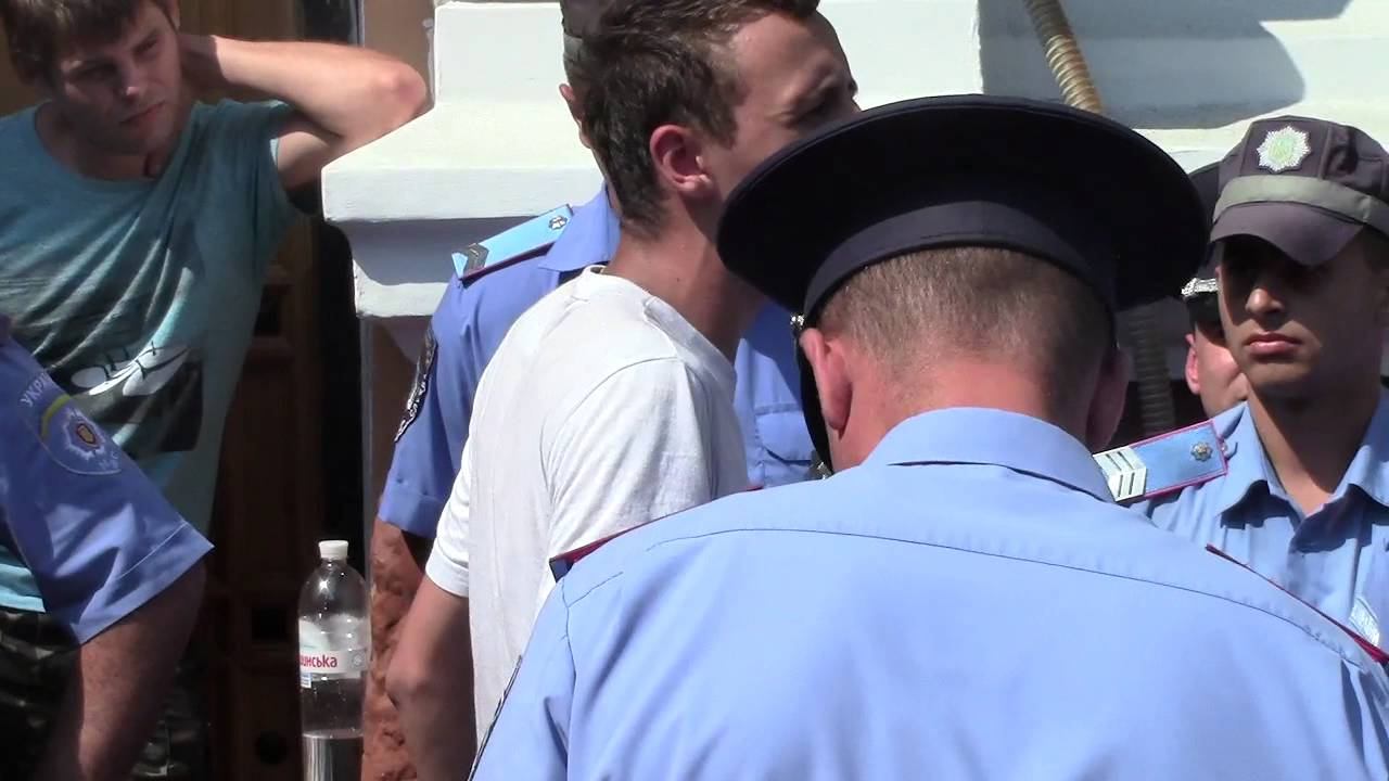 Иван Вышитый строит полковников и подполковников хороший ролик смотреть онлайн