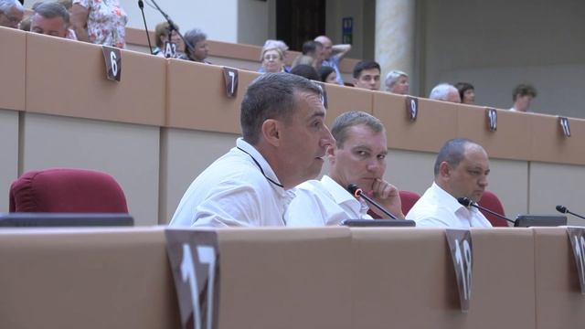 Мусорный коллапс: власть снова 