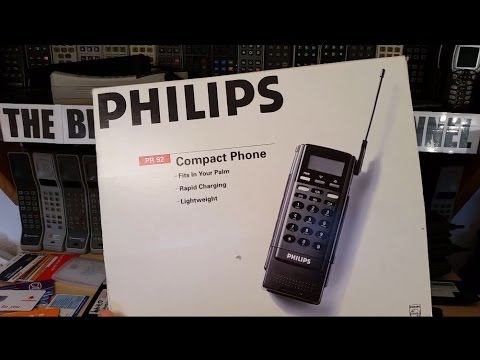 Unboxing Philips PR92 brick phone смотреть онлайн