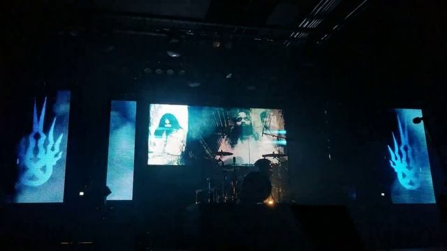 Static-X - Bled for days ft. Xer0 (*First Show* - Live in Tempe HD) смотреть онлайн