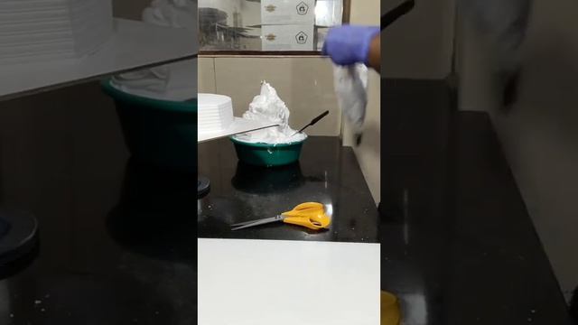 1.5 Kg Butterscotch Heart Model #cake