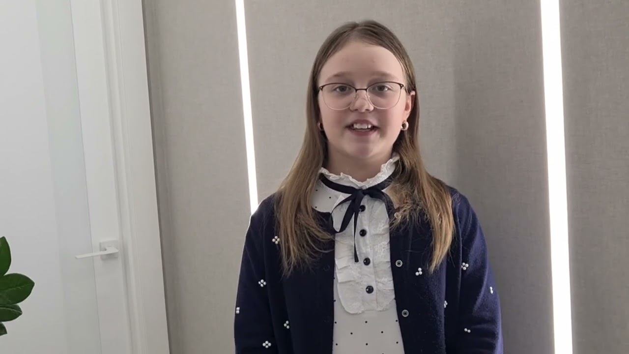 Стихотворение Сергея Михалкова "Детский ботинок"/ читает: Баринова Александра. смотреть онлайн