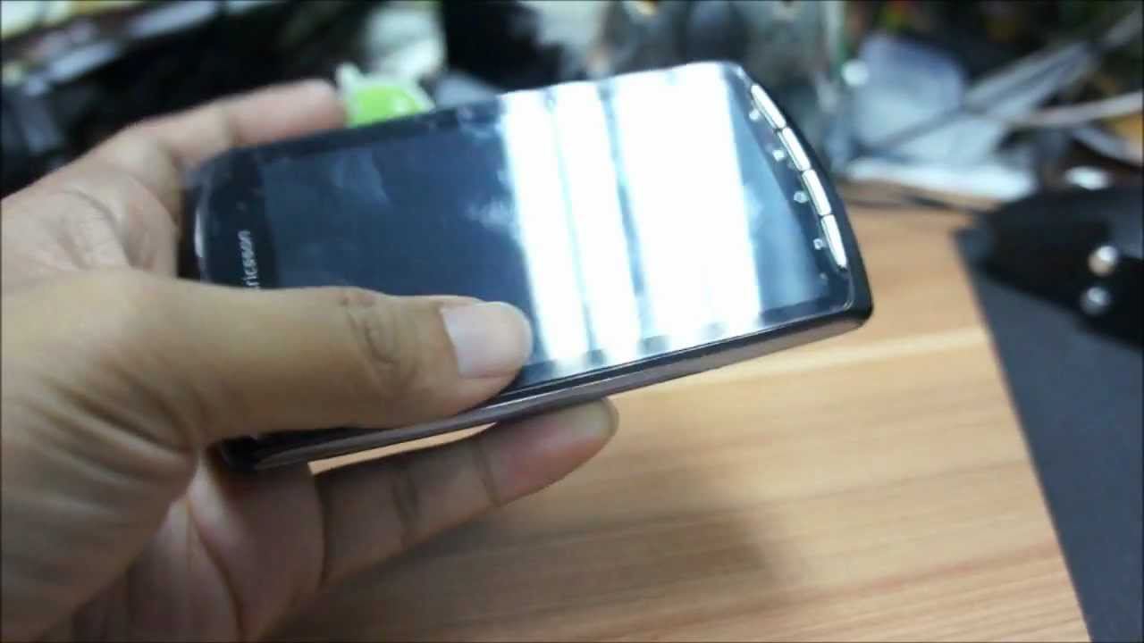 Sony Ericsson Xperia Play Unboxing смотреть онлайн