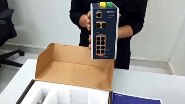 IGS-10020HPT Managed Switch смотреть онлайн