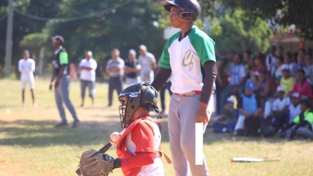 Cuban Baseball Phenom Christian Sáez Leaves Island смотреть онлайн