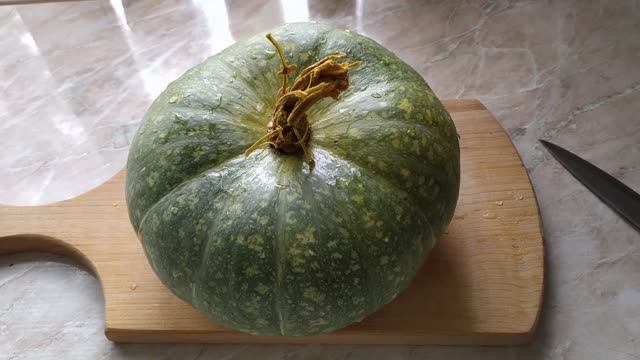 Тыква хранилась целый год смотреть онлайн