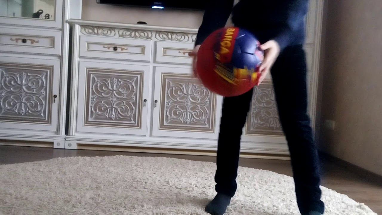 ФУТБОЛЬНИЙ М'ЯЧ F.C.B. original✓ смотреть онлайн